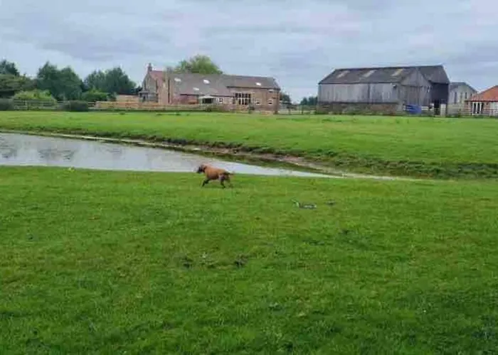 Granary With Hot Tub