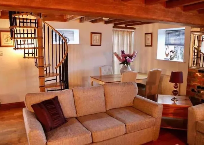 Granary With Hot Tub *
