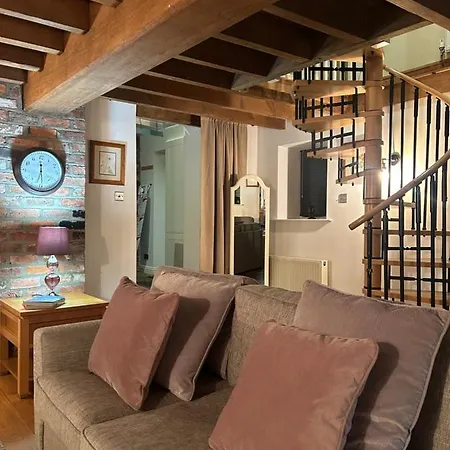 度假居 Granary With Hot Tub